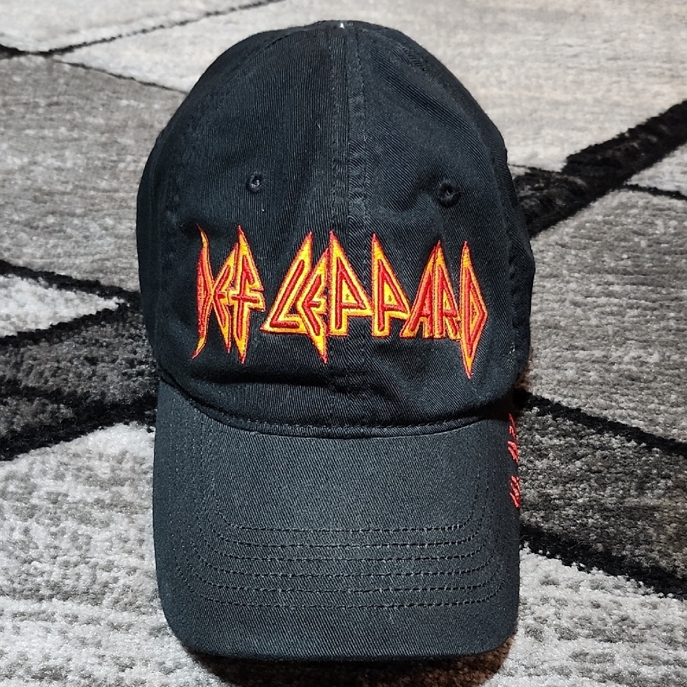 VINTAGE DEF LEPPARD EMBROIDERED TOUR 2006 CAP HAT